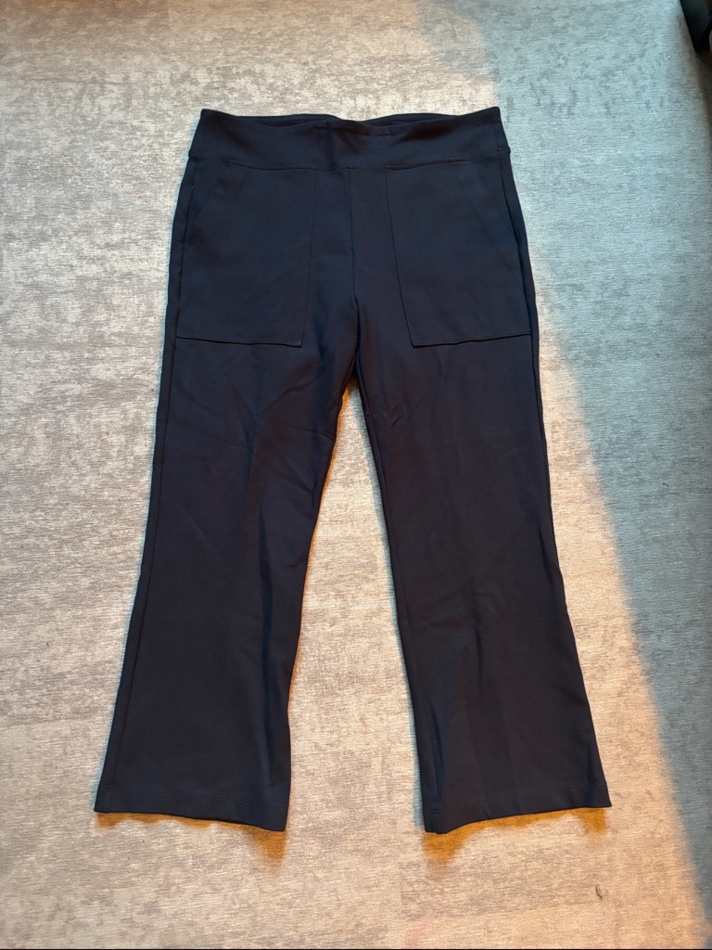 CAbi Tiki Slim Pants Classic Navy L 6690 Ponte Knit Blue Pull On Stretchy Pocket - Picture 3 of 10